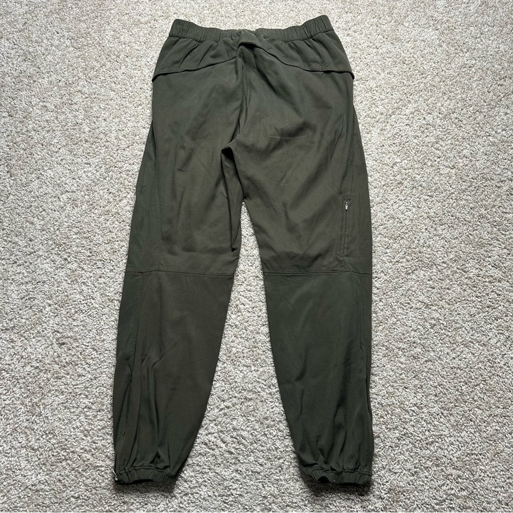 Lululemon Essential Affinity Mid Rise Jogger - Picture 3 of 7